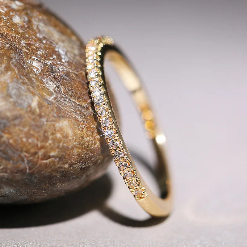 Elegant Thin Zirconia Ring – Minimalist Modern Design