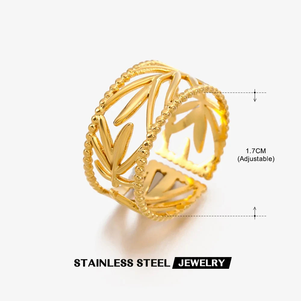 Stella Nova Rings – Adjustable Gold-Tone Stainless Steel with Star & Shell