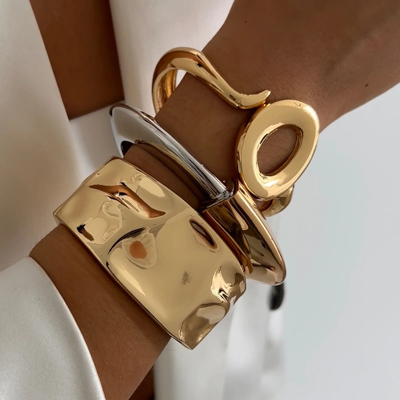 Vintage Gold Wide Cuff Bracelet - Sophira Luxe Edition