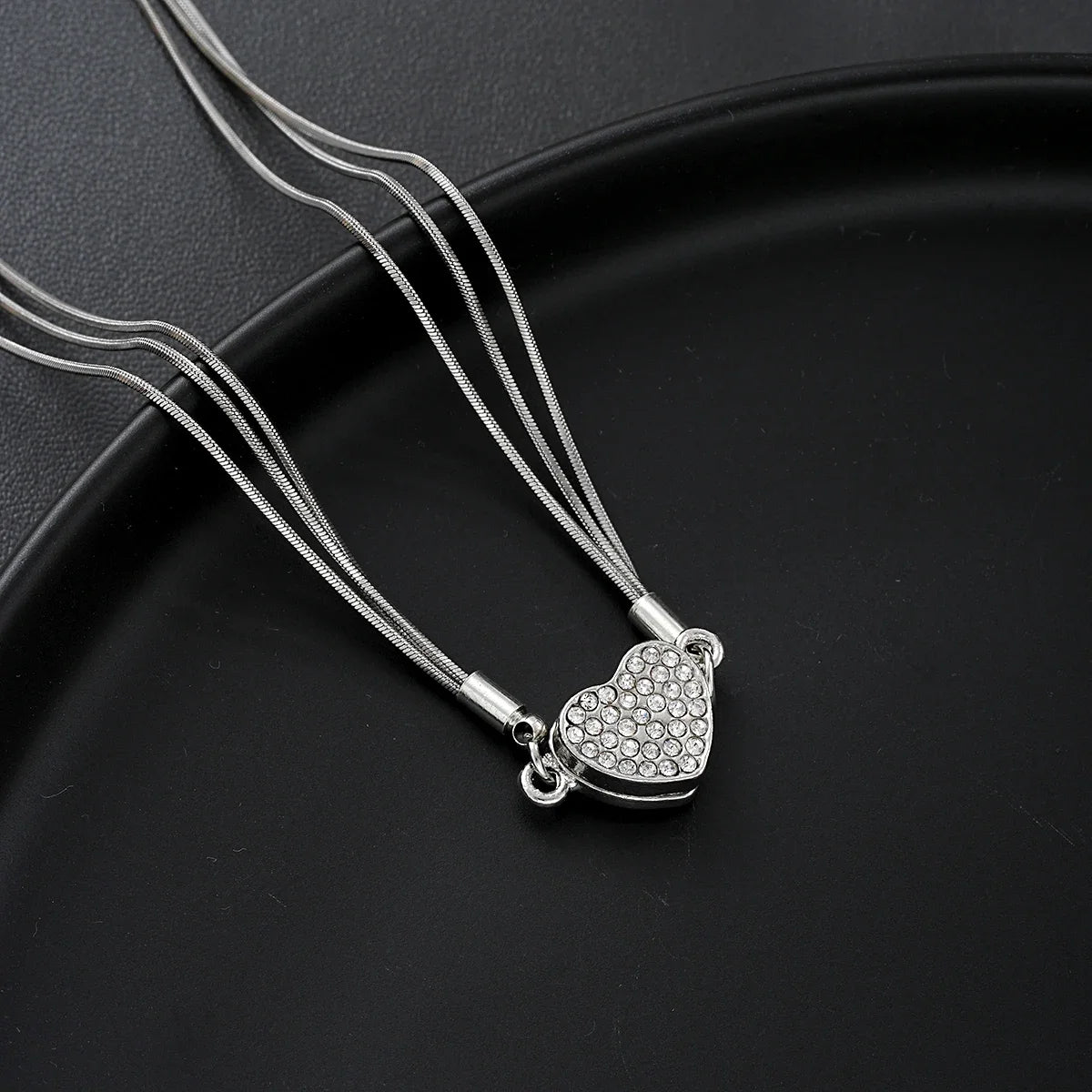 Elegant Heart Zircon Pendant Necklace β Multilayer Clavicle Chain with Magnetic Clasp