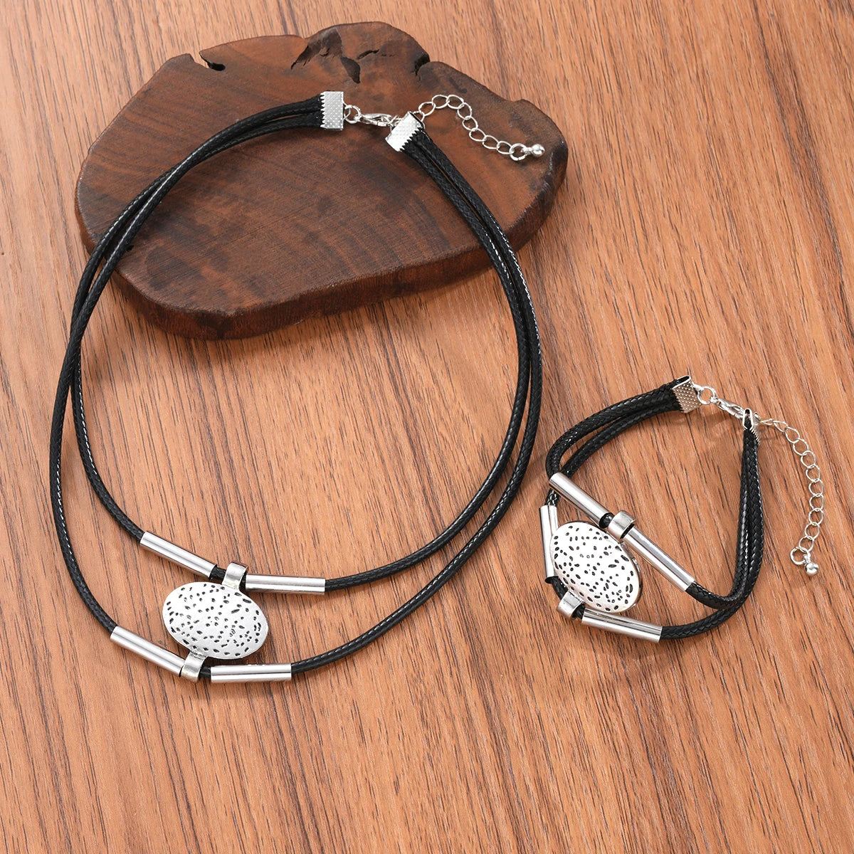 The Verona Set – Vintage Oval Chain & Faux Leather Necklace & Bracelet Duo