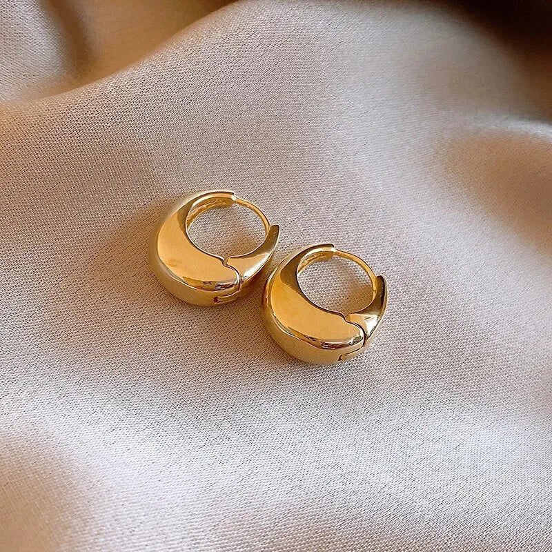 The Obsidian Hoops – Metallic Oval Earrings