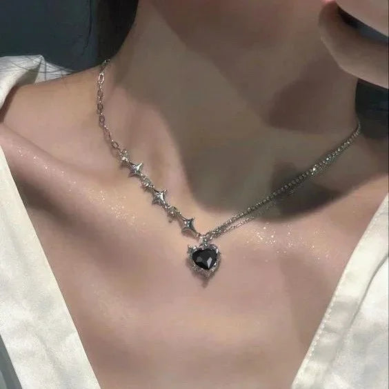 Elegant Heart Zircon Pendant Necklace β Multilayer Clavicle Chain with Magnetic Clasp