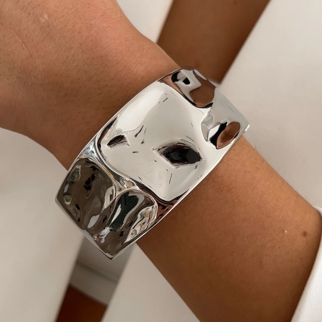 Vintage Gold Wide Cuff Bracelet - Sophira Luxe Edition