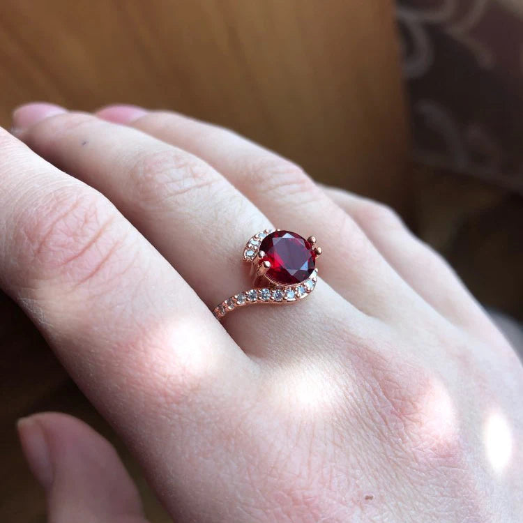 Radiant Red Crystal Ring β Elegant Statement Jewelry with Bold Gemstone