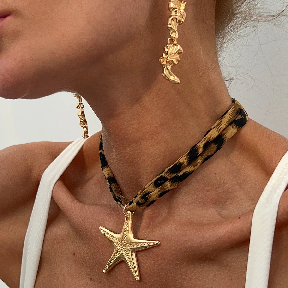 Velvet & Metal Layered Necklace – Conch, Starfish & Heart Charms