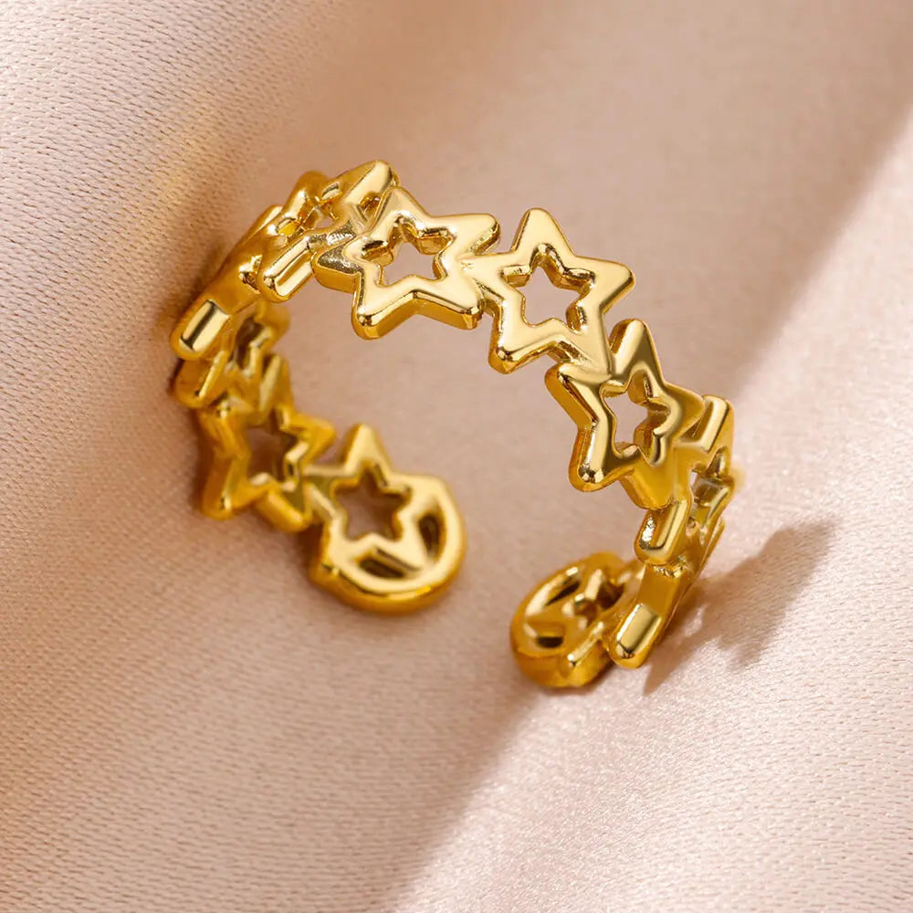 Stella Nova Rings – Adjustable Gold-Tone Stainless Steel with Star & Shell