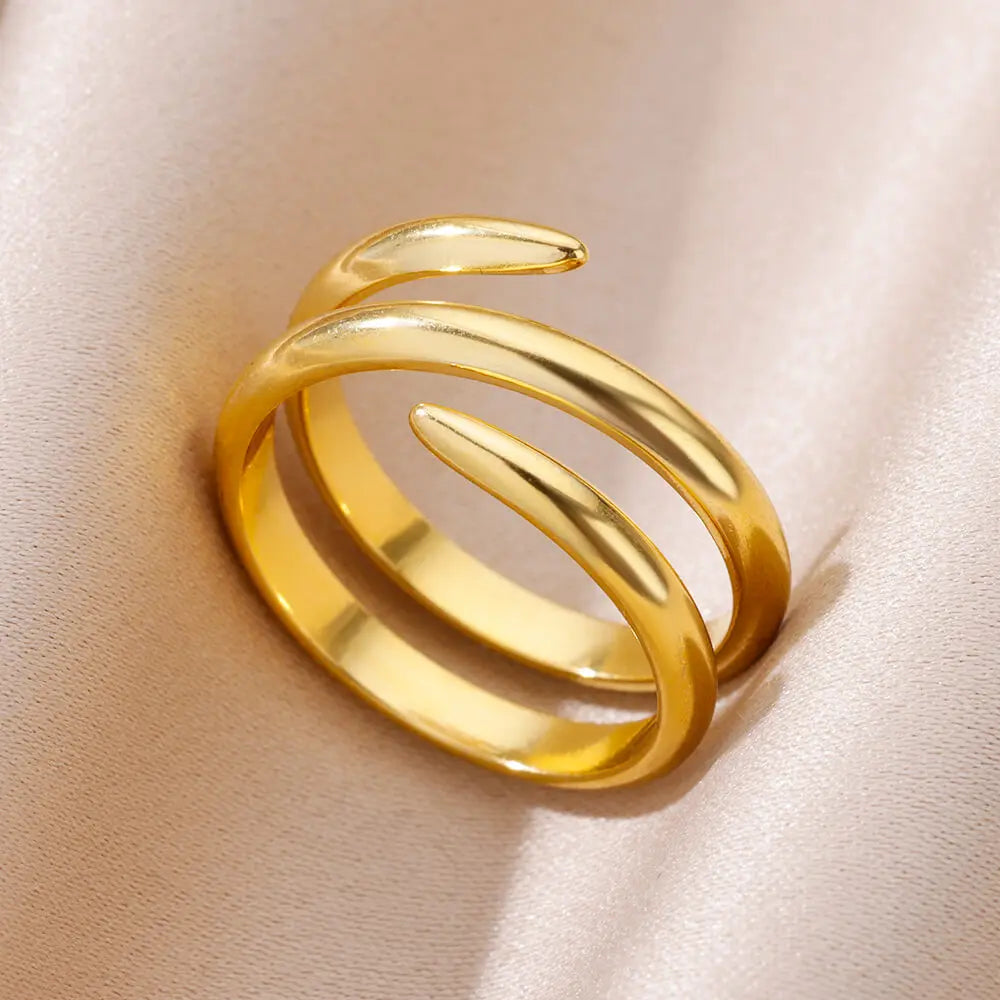 Stella Nova Rings – Adjustable Gold-Tone Stainless Steel with Star & Shell