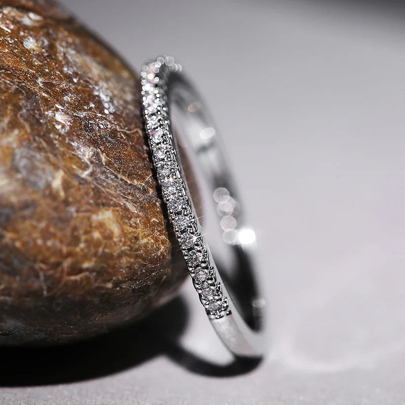 Elegant Thin Zirconia Ring – Minimalist Modern Design