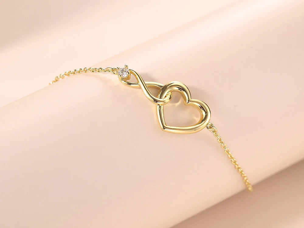 Korean Style Crystal Heart Bracelet – Elegant Rose Gold Charm Bangle
