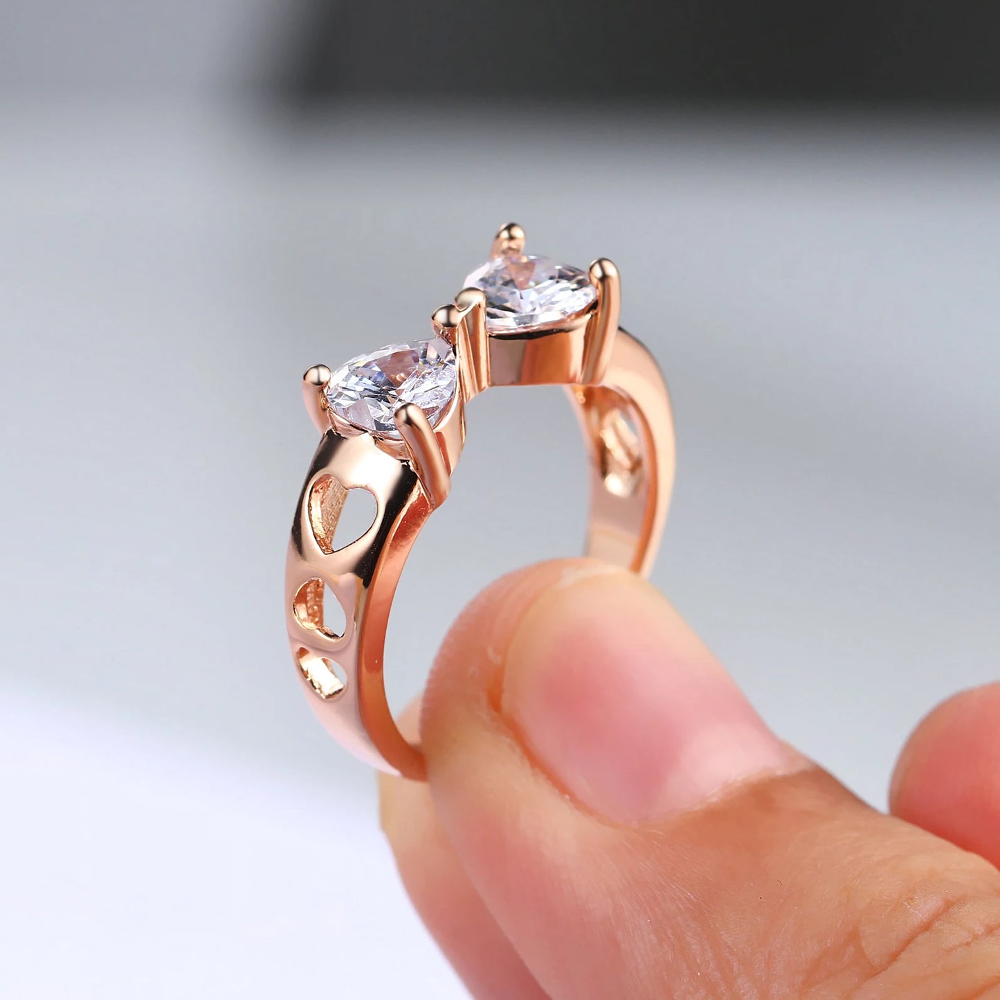 3-Piece Rose Gold Stacking Ring Set – Heart & Flower Crystal Rings for Women