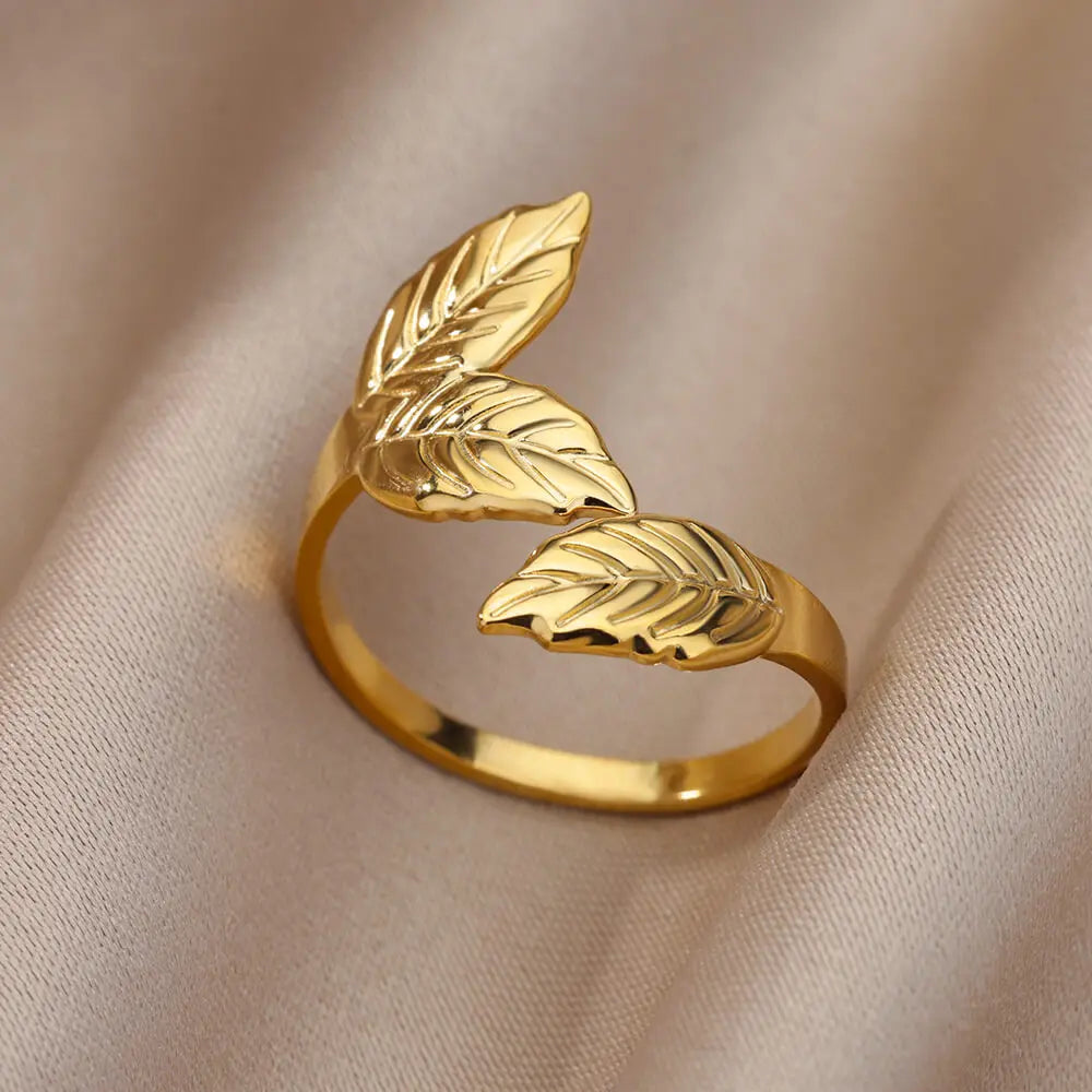 The Aureum Band – 316L Stainless Steel Gold-Tone Ring