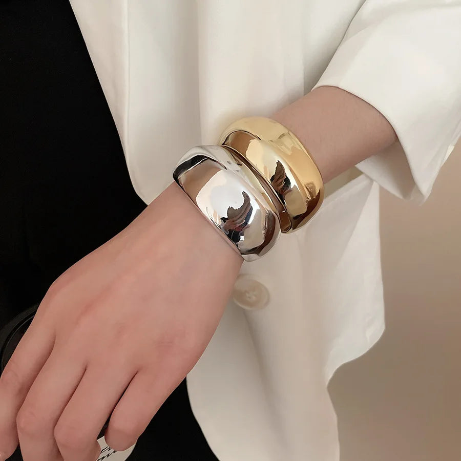 The Paradox Cuff – Asymmetrical Geometric Statement