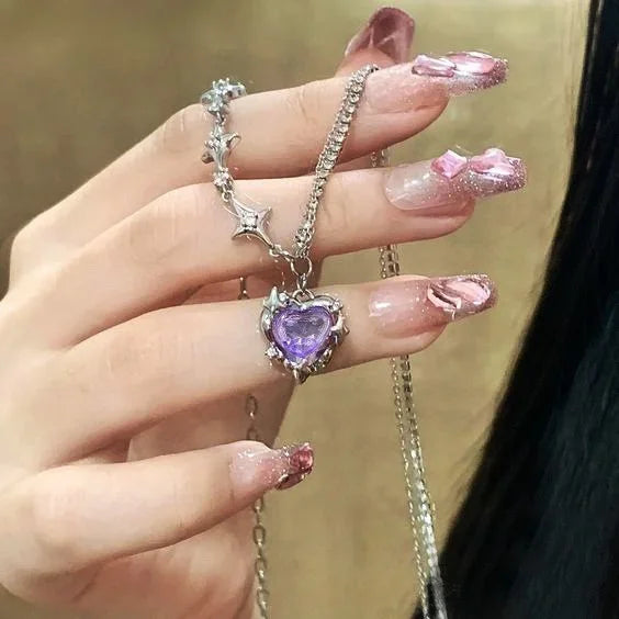 Elegant Heart Zircon Pendant Necklace – Multilayer Clavicle Chain with Magnetic Clasp