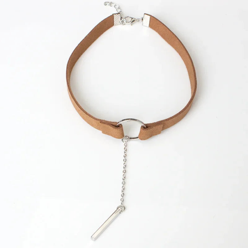 Velvet Choker Necklace – Dainty Bar & Circle Pendant in Black and Brown Rope Design