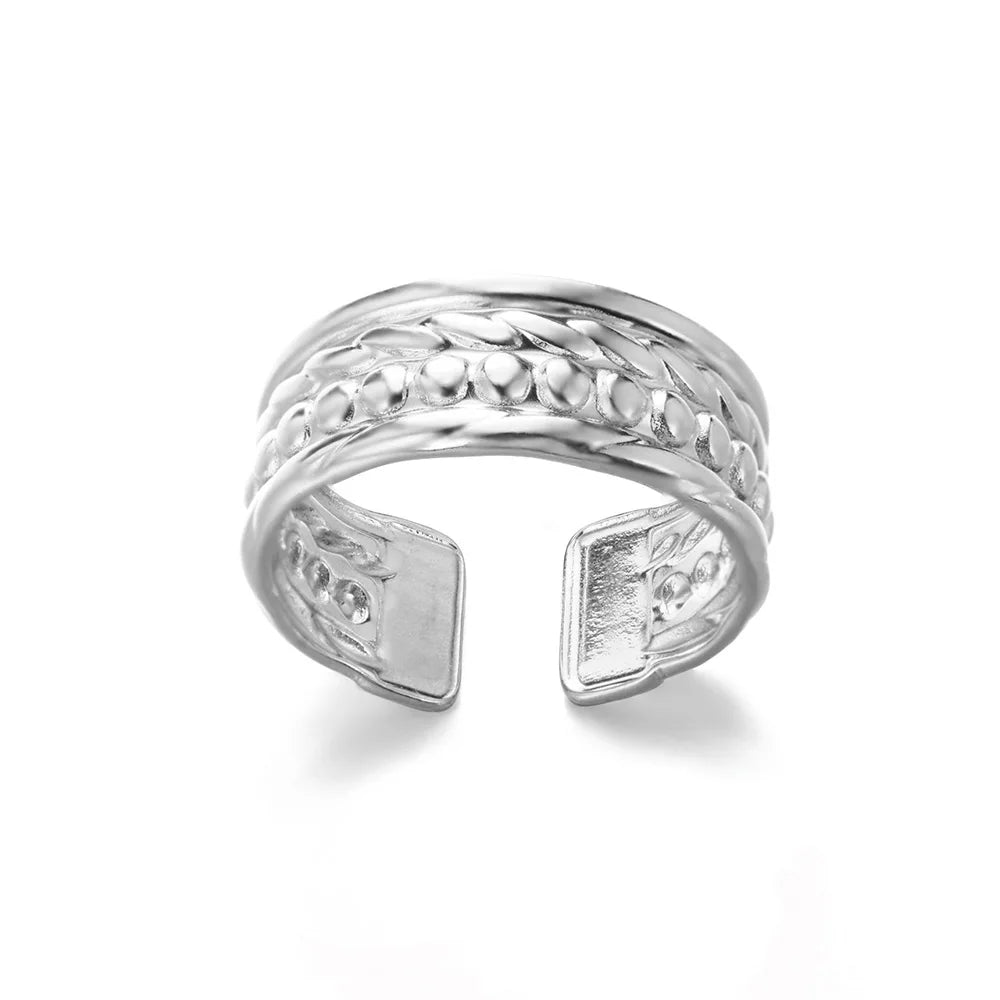 Stella Nova Rings – Adjustable Gold-Tone Stainless Steel with Star & Shell