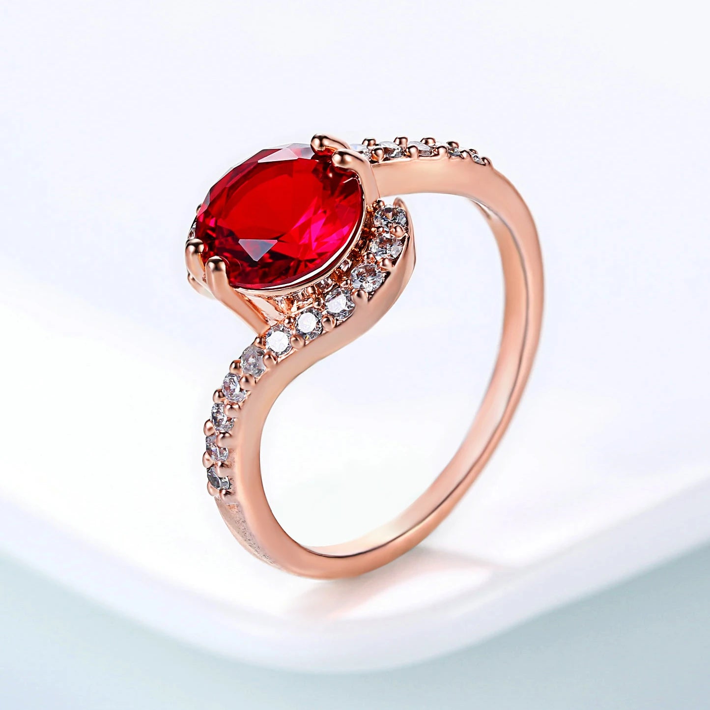 Radiant Red Crystal Ring – Elegant Statement Jewelry with Bold Gemstone