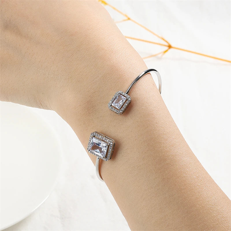 Luxury Gold Geometric Cuff Bangle –  Cubic Zirconia Style Bracelet