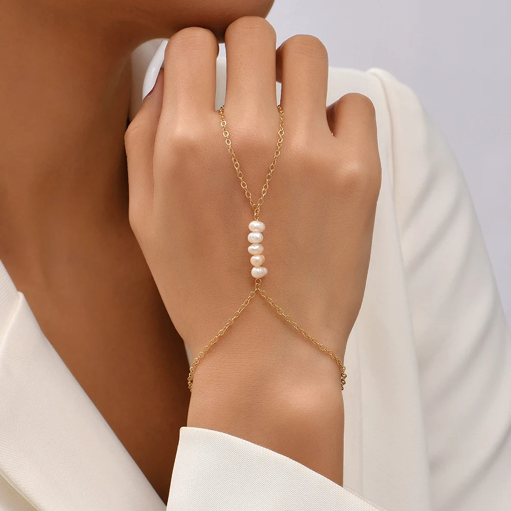 Aurum Bond Golden Bracelet & Ring Chain