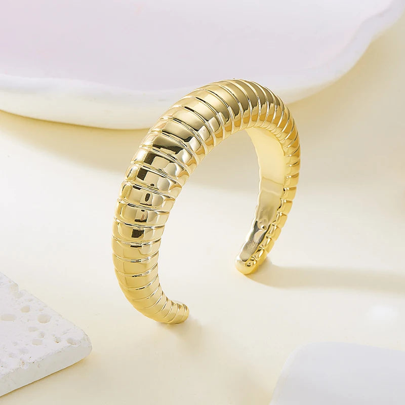Sculpted Curve Bangle – Bold Irregular Statement Cuff