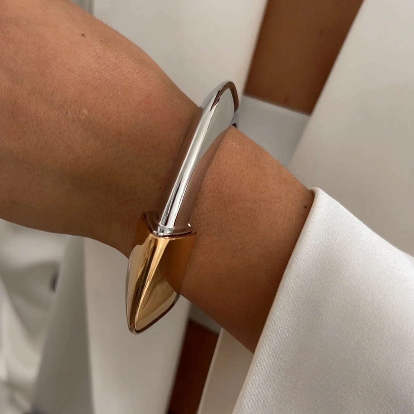 Vintage Gold Wide Cuff Bracelet - Sophira Luxe Edition