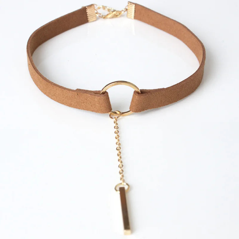 Velvet Choker Necklace – Dainty Bar & Circle Pendant in Black and Brown Rope Design