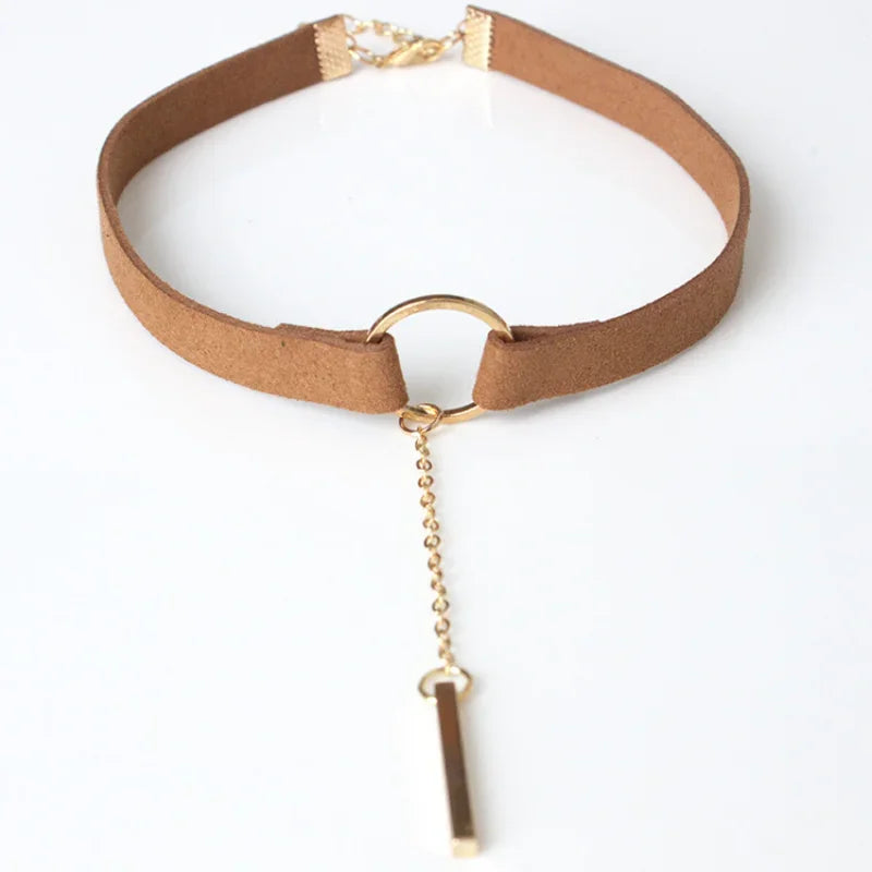 Velvet Choker Necklace – Dainty Bar & Circle Pendant in Black and Brown Rope Design