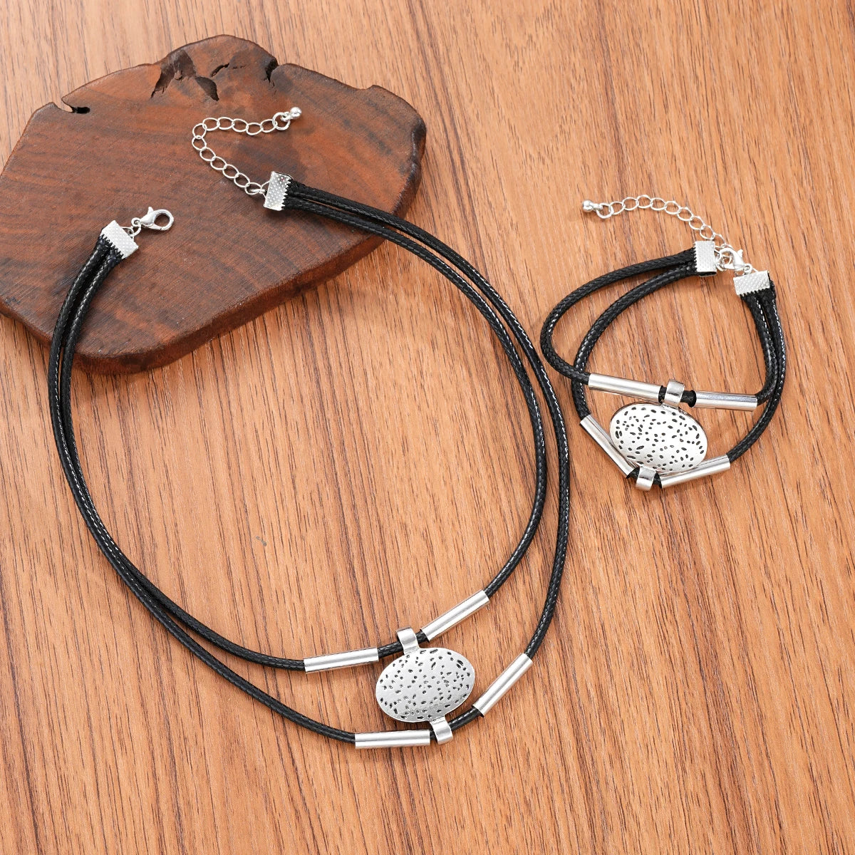 The Verona Set – Vintage Oval Chain & Faux Leather Necklace & Bracelet Duo