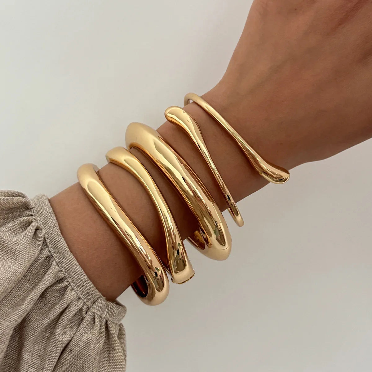 Obsidian Drop Cuff – Bold Geometric Bangle in Gold & Silver