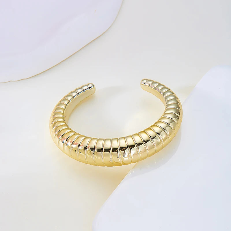 Sculpted Curve Bangle – Bold Irregular Statement Cuff