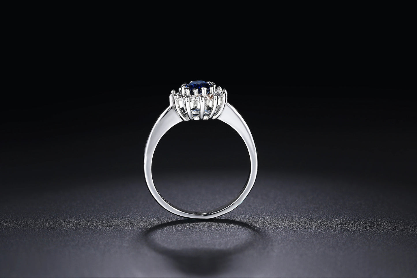 Premium Red Crystal Ring – Rose Gold With Gems