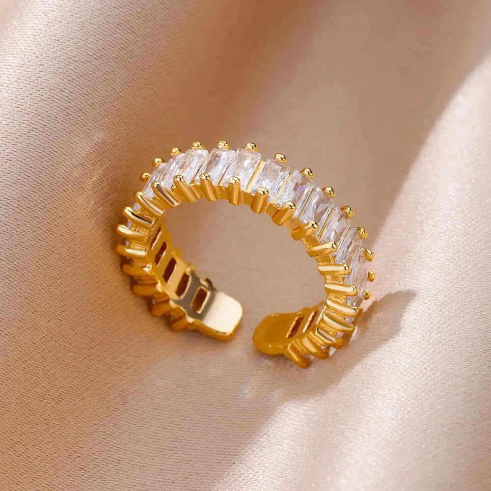 The Aureum Band – 316L Stainless Steel Gold-Tone Ring