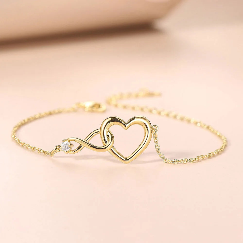 Korean Style Crystal Heart Bracelet – Elegant Rose Gold Charm Bangle