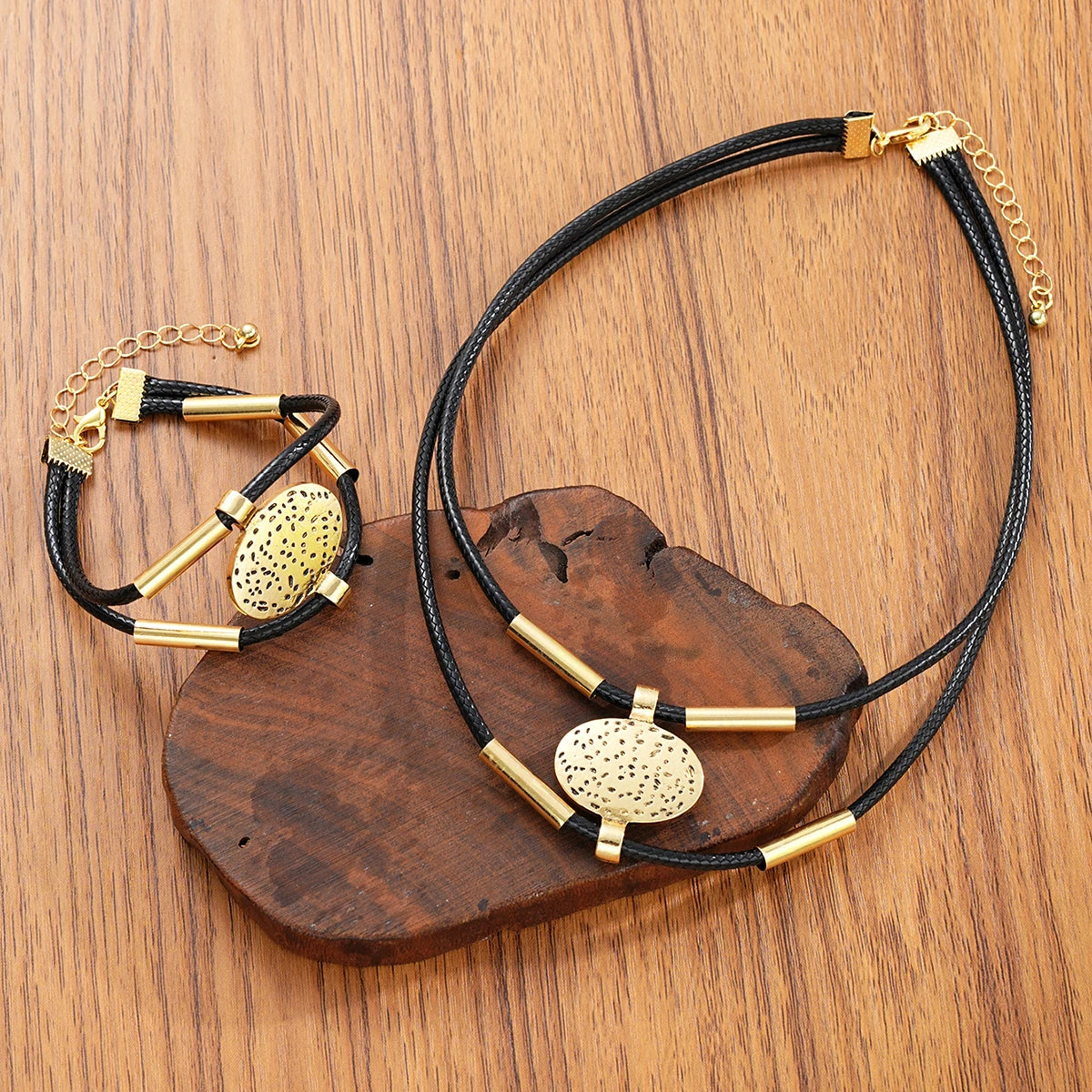 The Verona Set – Vintage Oval Chain & Faux Leather Necklace & Bracelet Duo