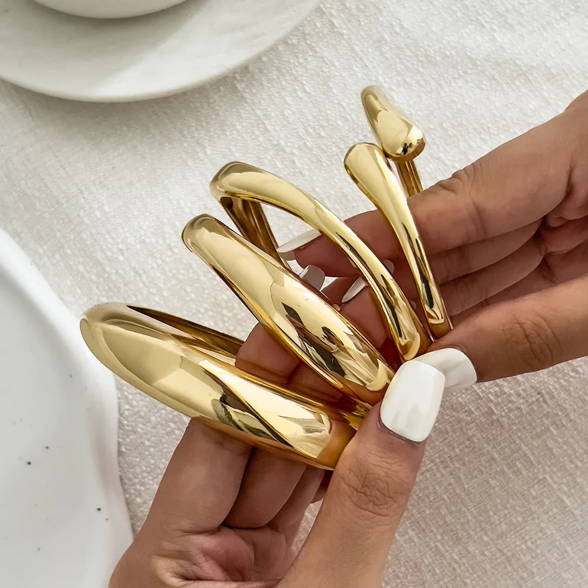 Obsidian Drop Cuff – Bold Geometric Bangle in Gold & Silver