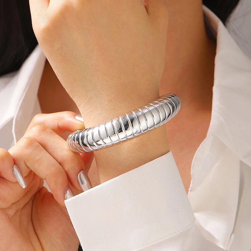 Sculpted Curve Bangle – Bold Irregular Statement Cuff