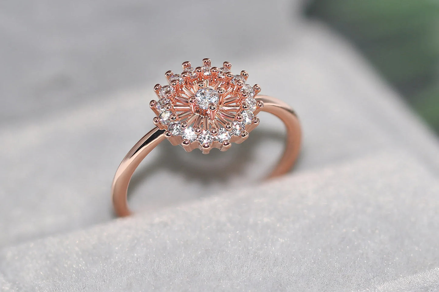 Chic Flower Finger Ring – Rose Gold Tone with Sparkling Gem