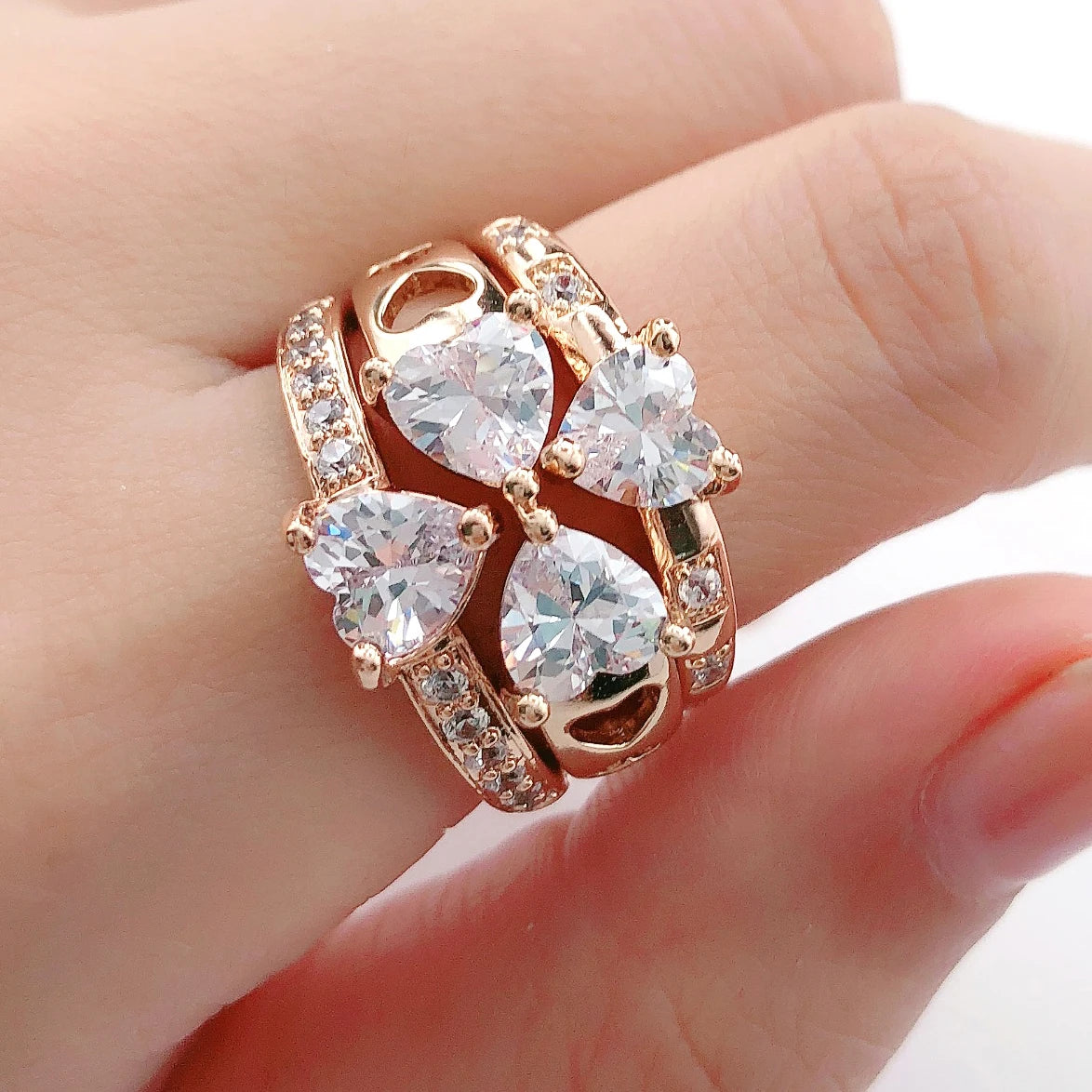 3-Piece Rose Gold Stacking Ring Set – Heart & Flower Crystal Rings for Women