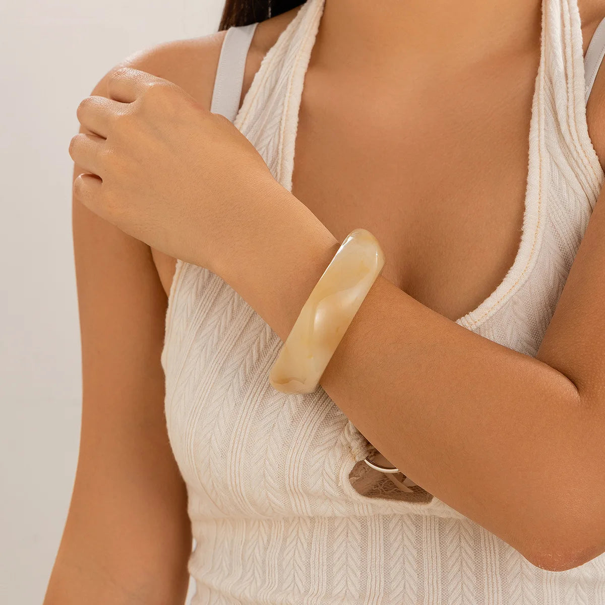 Luxury Wide Geometric Bracelet – Modern Street Glam