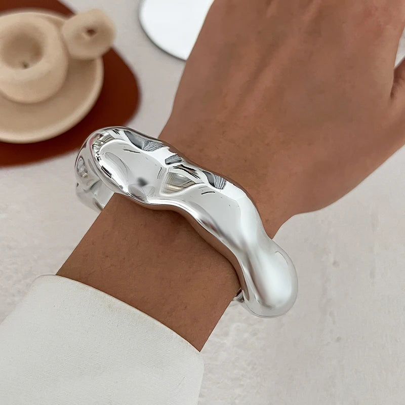Sculpted Curve Bangle – Bold Irregular Statement Cuff