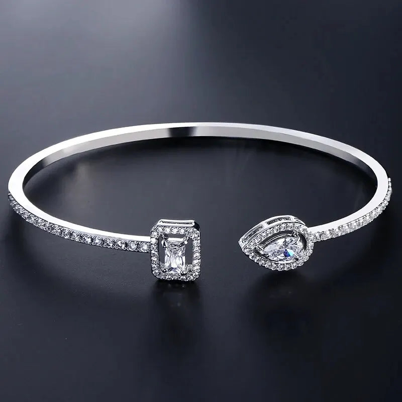 Luxury Gold Geometric Cuff Bangle –  Cubic Zirconia Style Bracelet