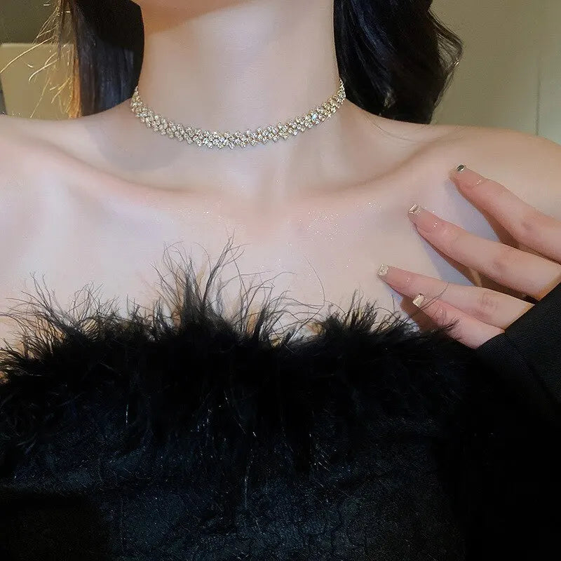 The Radiance Choker – A Luxury Full-Rhinestone Masterpiece