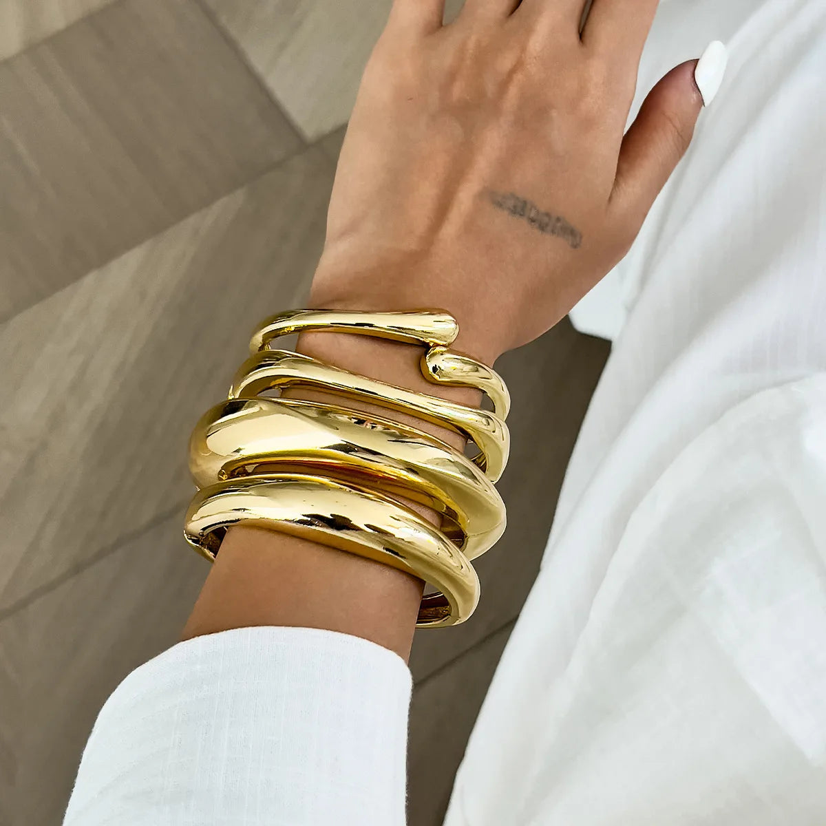 Obsidian Drop Cuff – Bold Geometric Bangle in Gold & Silver