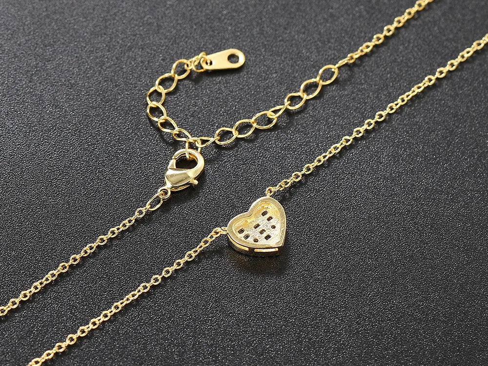 Iced Out Heart Pendant Necklace – Korean-Inspired Waterdrop Crystal Choker