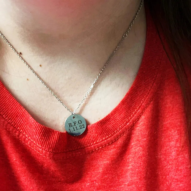 Custom Engraved Name Necklace – Personalized Stainless Steel Disc Pendant