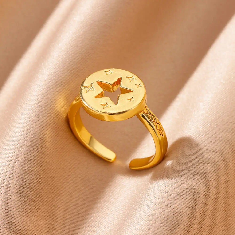 Stella Nova Rings – Adjustable Gold-Tone Stainless Steel with Star & Shell