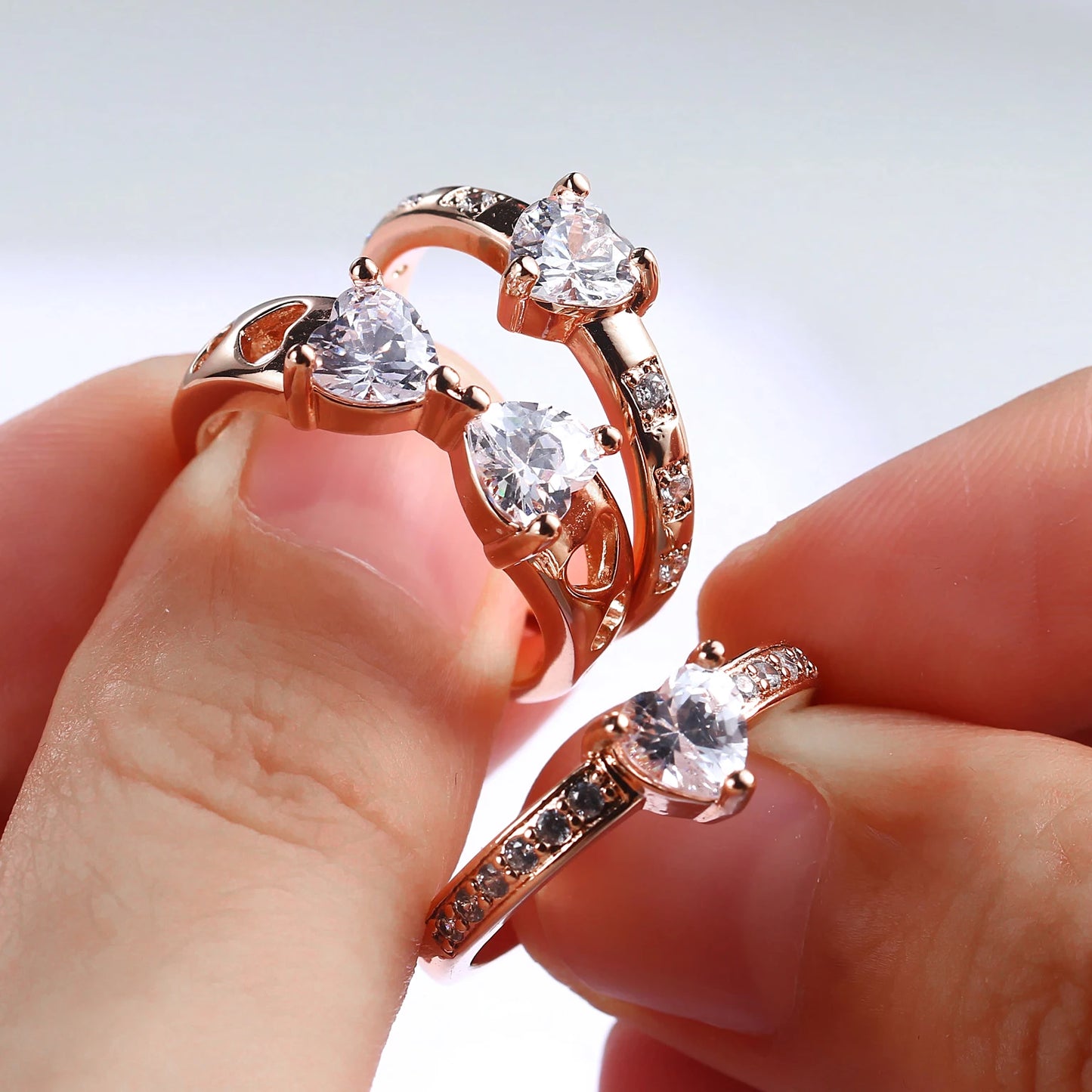 3-Piece Rose Gold Stacking Ring Set – Heart & Flower Crystal Rings for Women