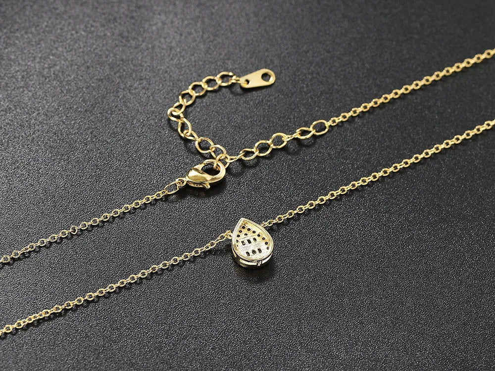 Iced Out Heart Pendant Necklace – Korean-Inspired Waterdrop Crystal Choker